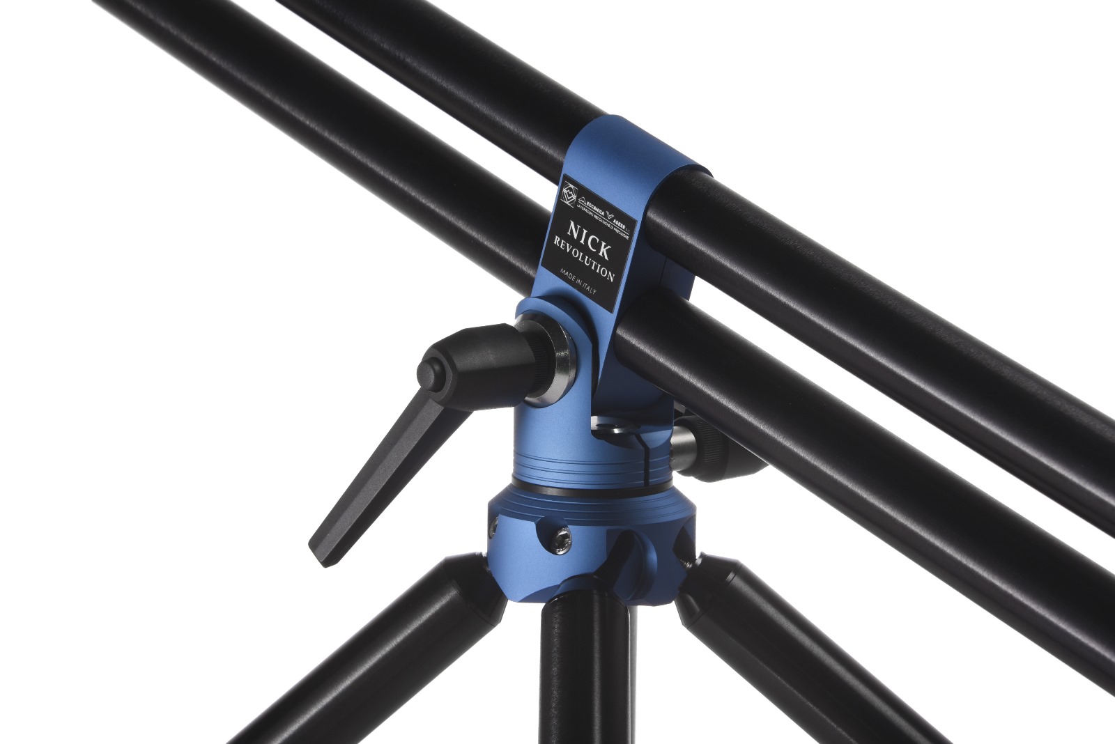 REVOLUTION 4 RODS