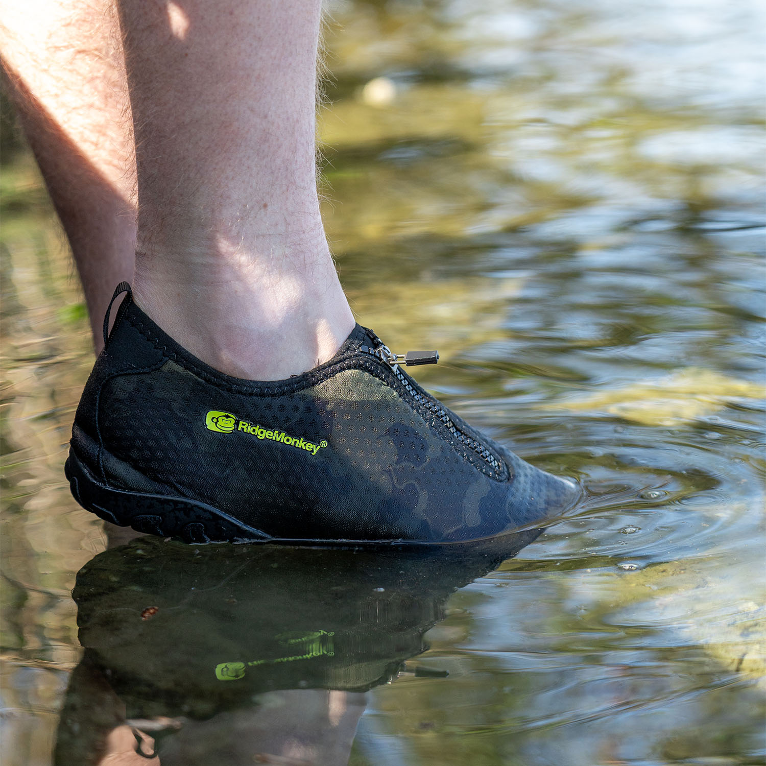 Pantofi de apă RidgeMonkey APEarel Dropback Aqua Shoes Camo