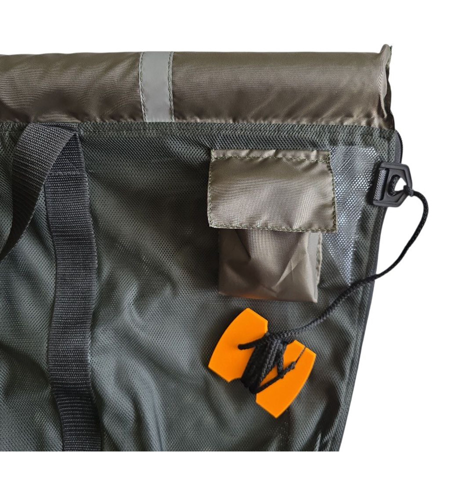 Floating mesh sling for retaining and weighing fish World4Carp MF Weigh Sling